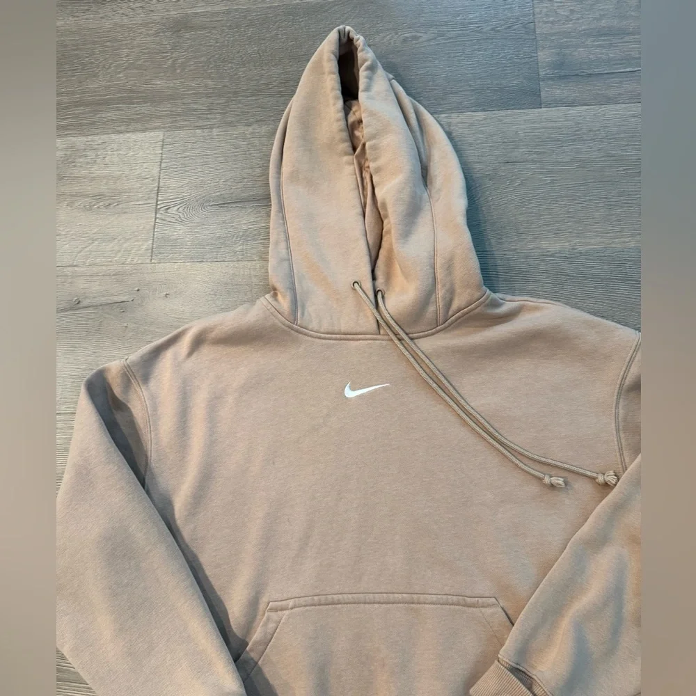 Nike Sportswear Phoenix Fleece Oversized Hoodie Sweatshirt Tan Center Swoosh